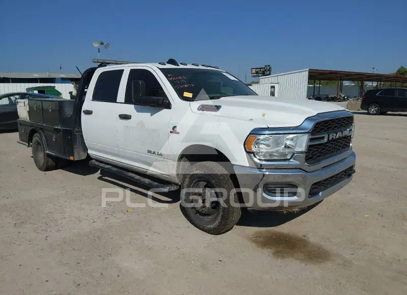 2022 RAM 3500 photo