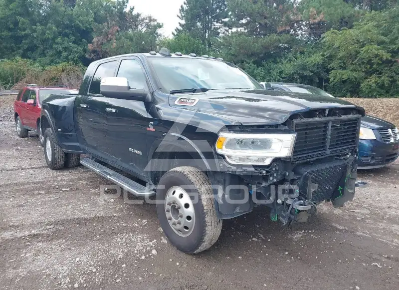 2022 RAM 3500 фото