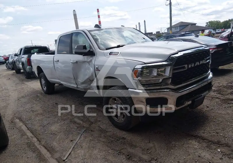 2022 RAM 2500 photo