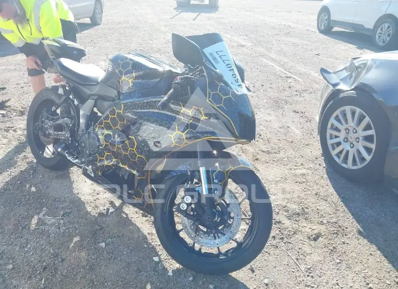2022 Yamaha  фото