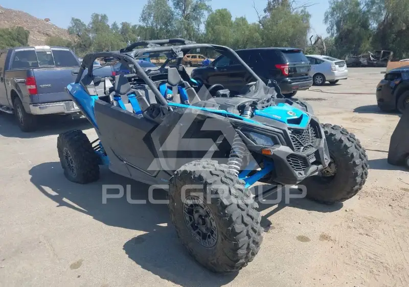 2022 Can-AM MAVERICK фото