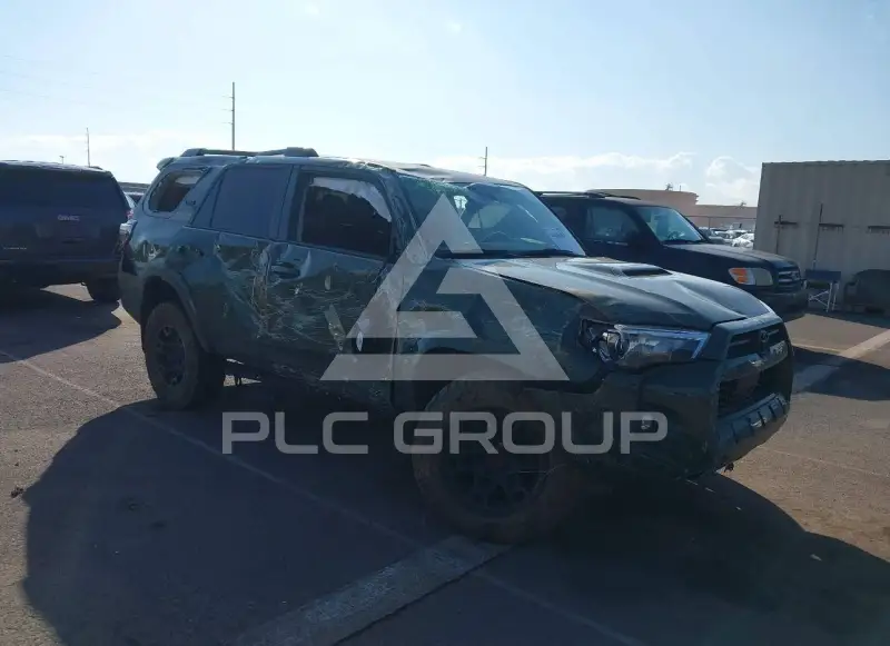 2022 Toyota 4 RUNNER фото