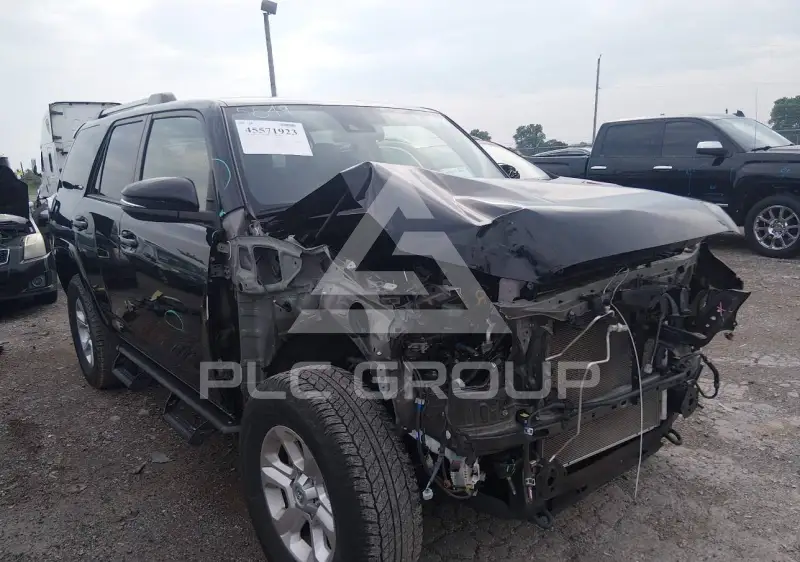 2022 Toyota 4 RUNNER фото