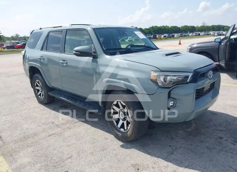 2022 Toyota 4 RUNNER фото