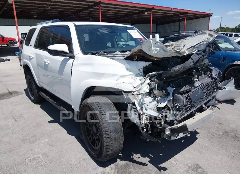 2022 Toyota 4 RUNNER photo