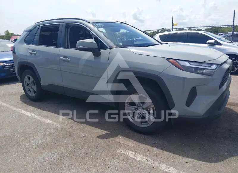 2022 Toyota RAV4 фото