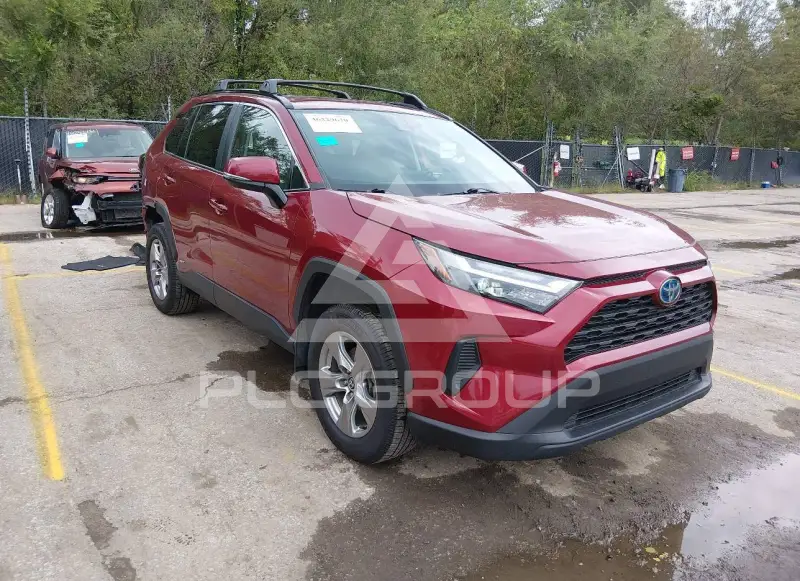2022 Toyota RAV4 photo