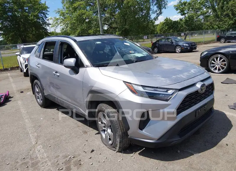 2022 Toyota RAV4 фото