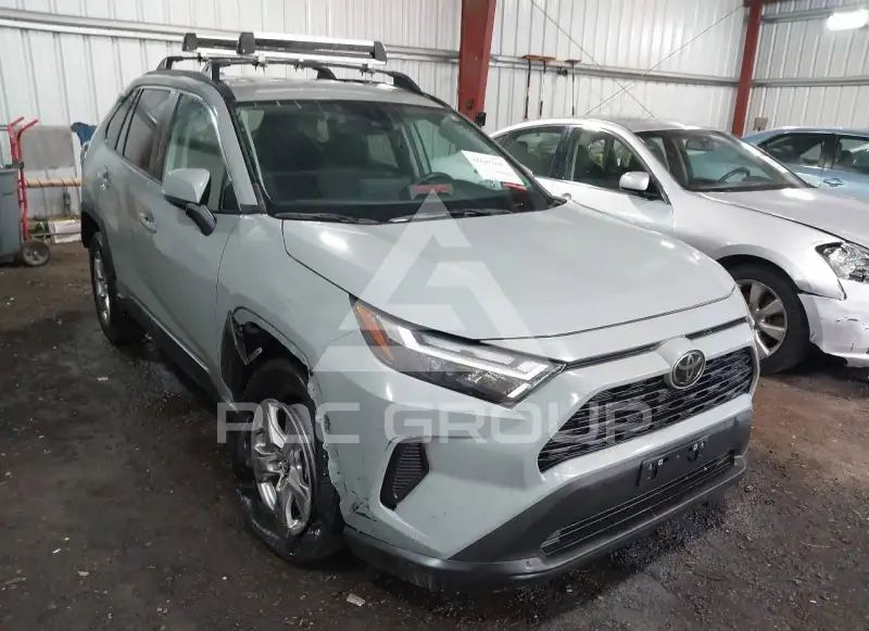 2022 Toyota RAV4 photo