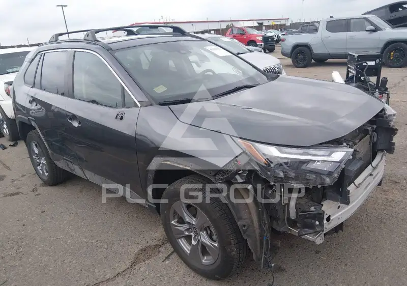 2022 Toyota RAV4 фото