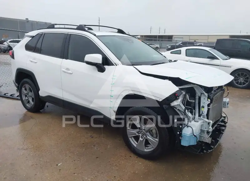 2022 Toyota RAV4 photo