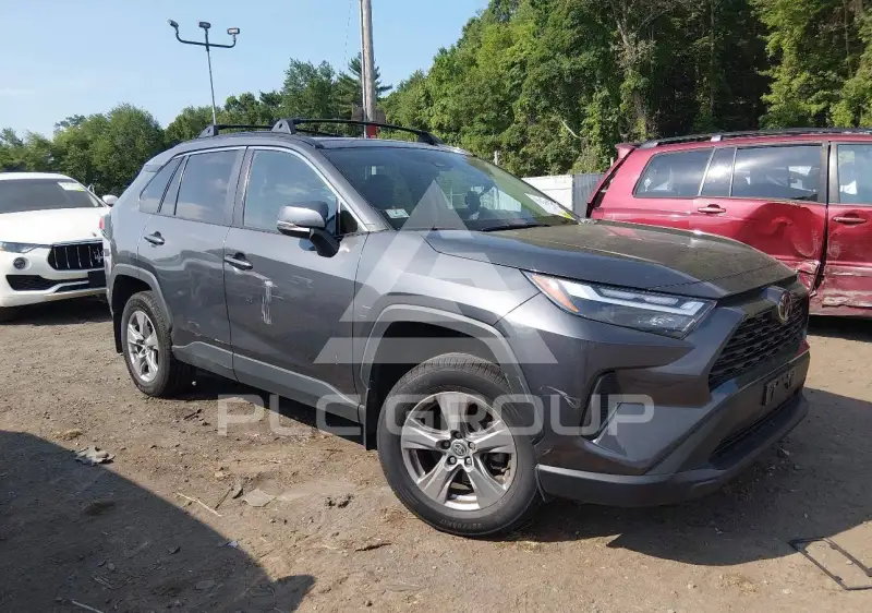 2022 Toyota RAV4 фото