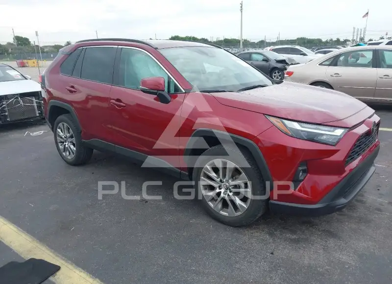 2022 Toyota RAV4 фото