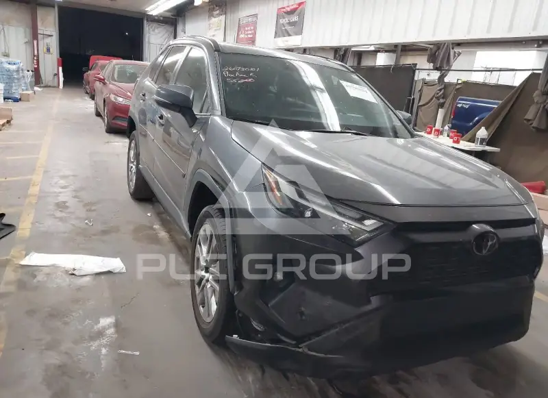 2022 Toyota RAV4 photo