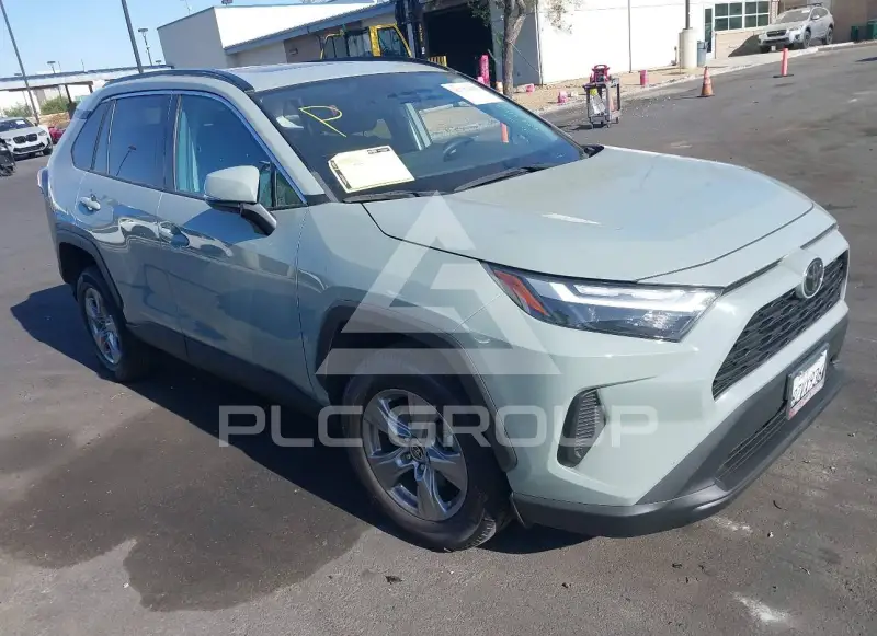 2022 Toyota RAV4 фото