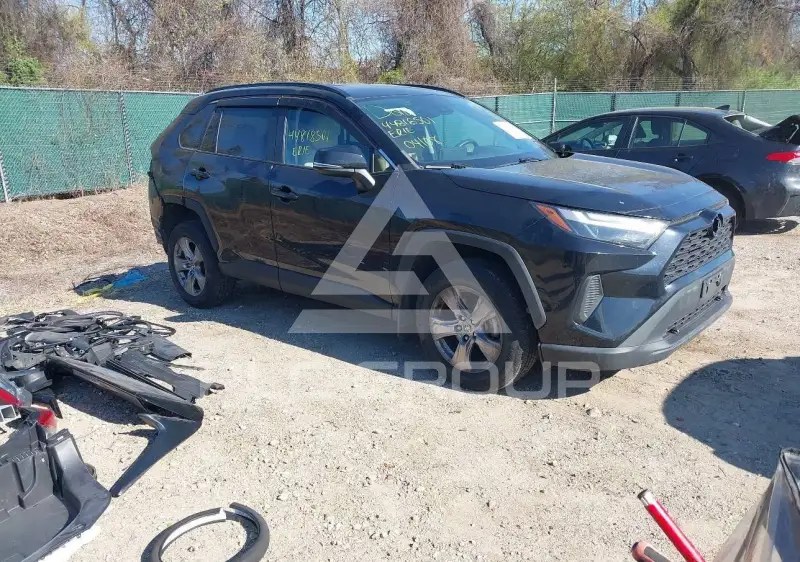 2022 Toyota RAV4 фото