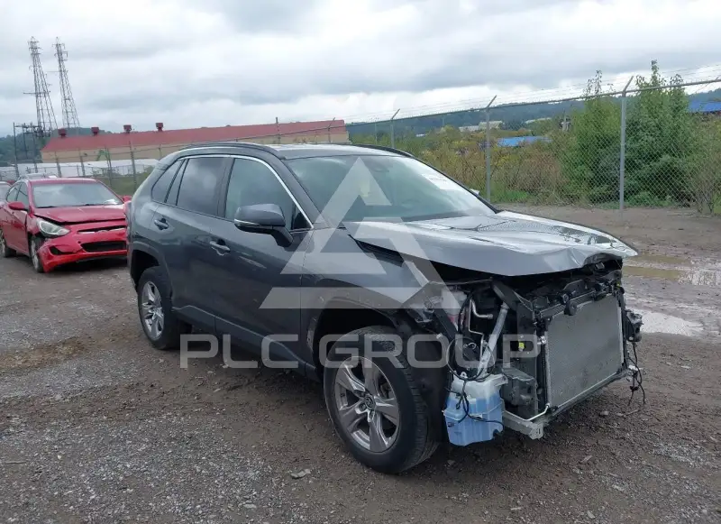 2022 Toyota RAV4 фото