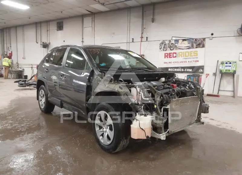 2022 Toyota RAV4 photo