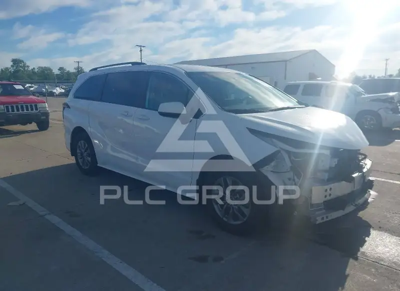 2022 Toyota SIENNA фото