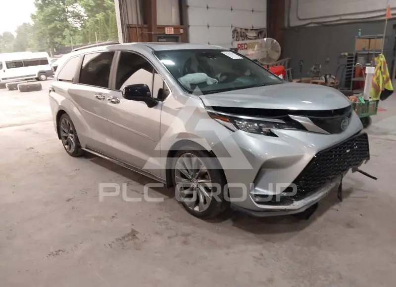 2022 Toyota SIENNA фото