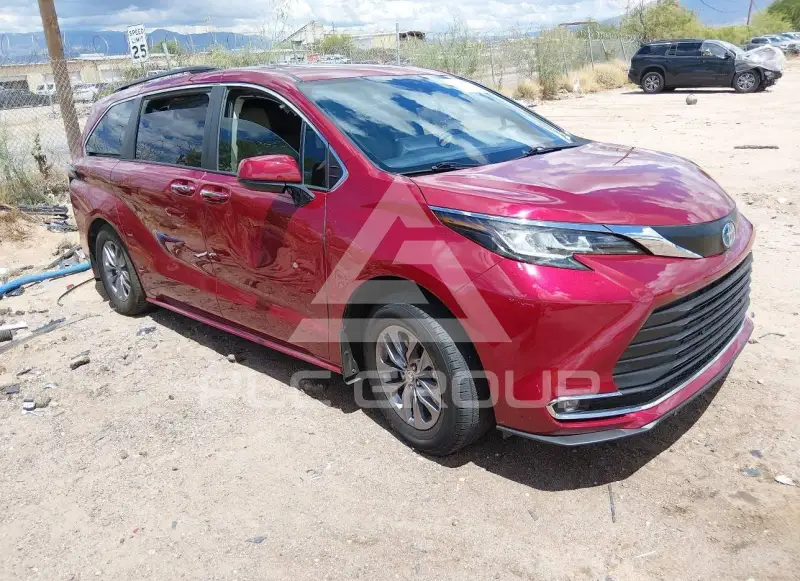2022 Toyota SIENNA фото