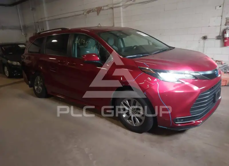 2022 Toyota SIENNA фото