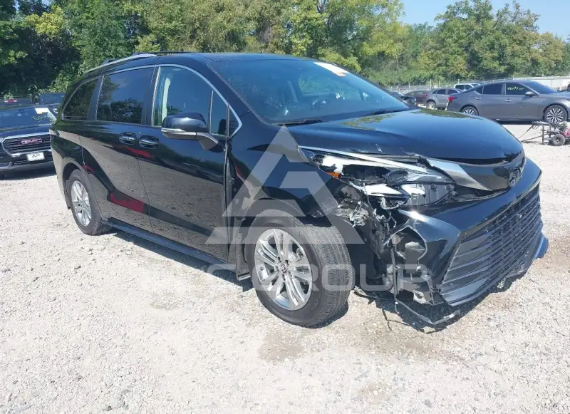2022 Toyota SIENNA фото