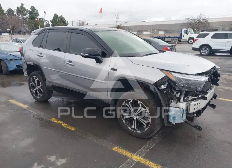 2022 Toyota RAV4 фото