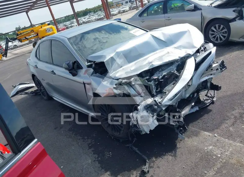 2022 Toyota CAMRY photo
