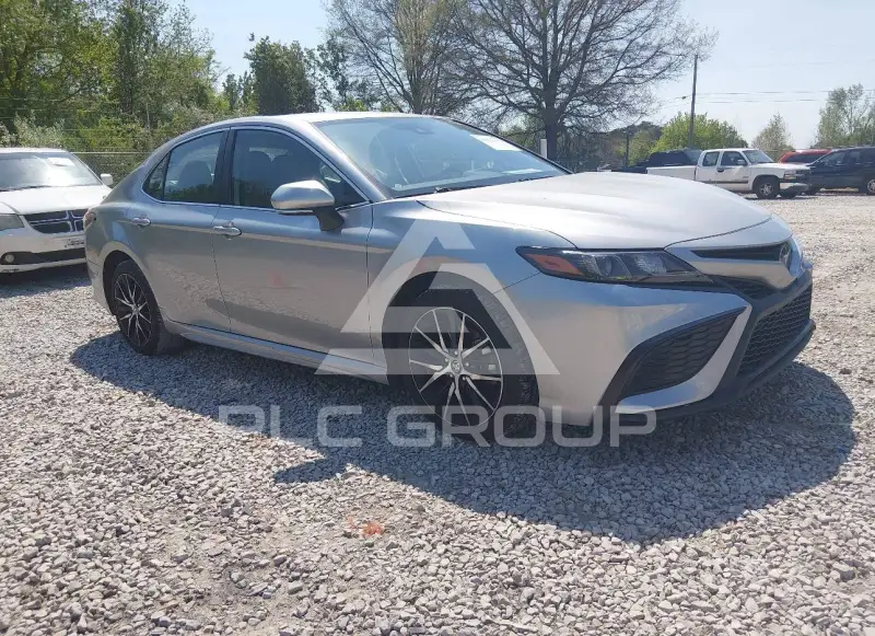 2022 Toyota CAMRY фото