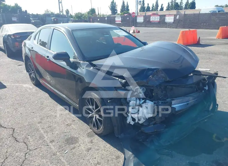 2022 Toyota CAMRY фото