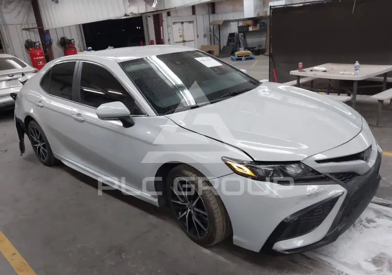 2022 Toyota CAMRY фото