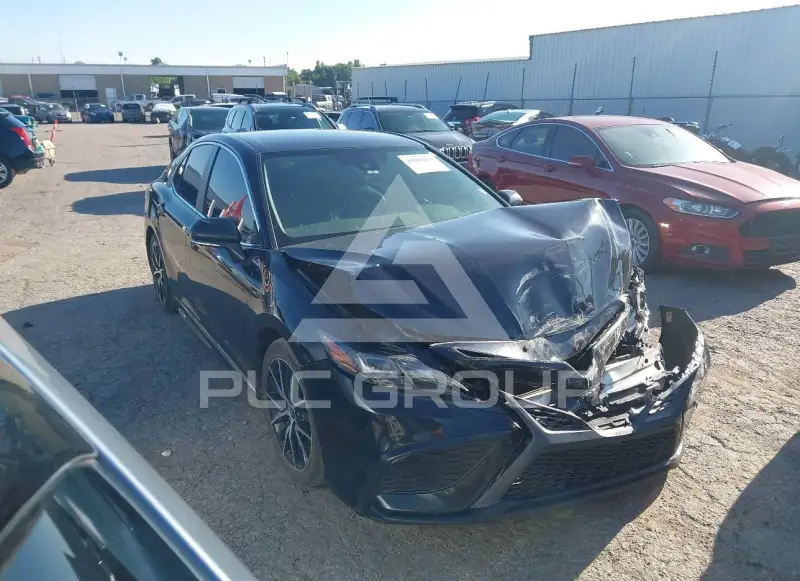 2022 Toyota CAMRY фото