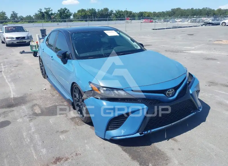 2022 Toyota CAMRY фото