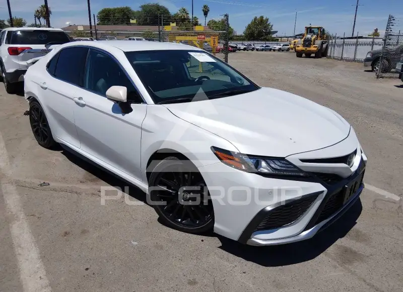 2022 Toyota CAMRY фото
