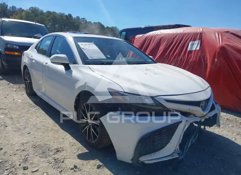 2022 Toyota CAMRY photo