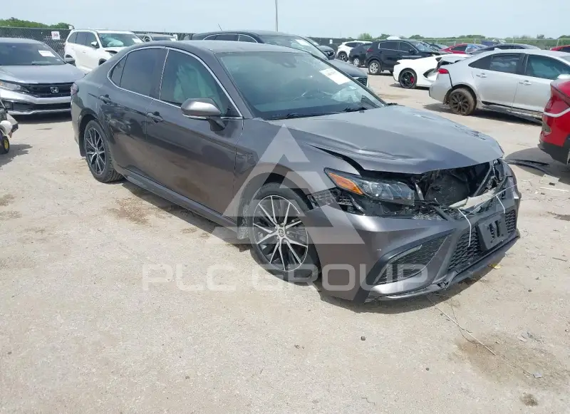 2022 Toyota CAMRY фото