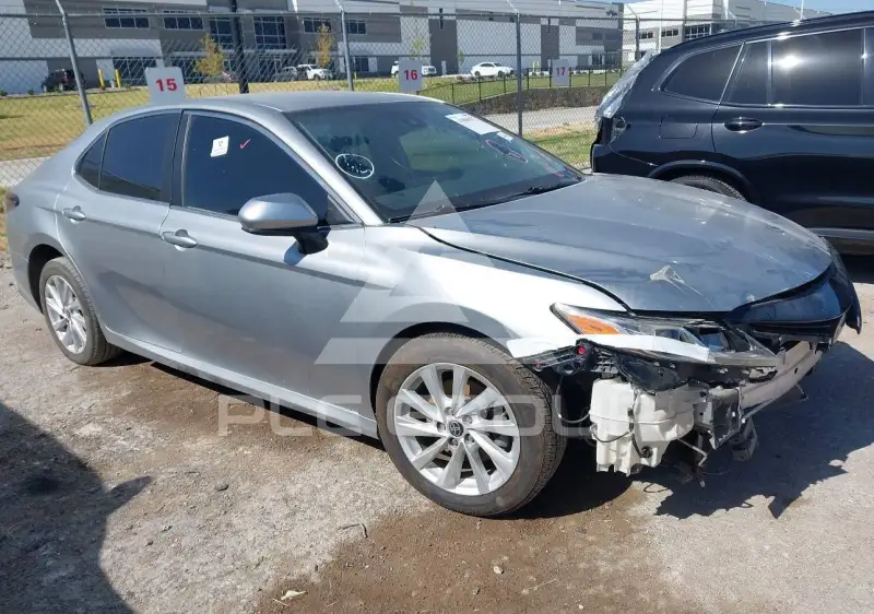 2022 Toyota CAMRY фото