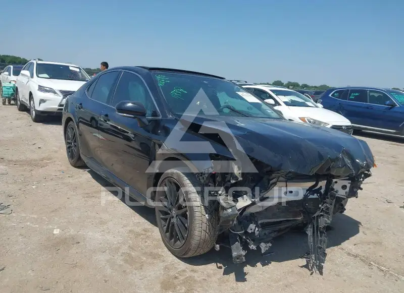 2022 Toyota CAMRY фото