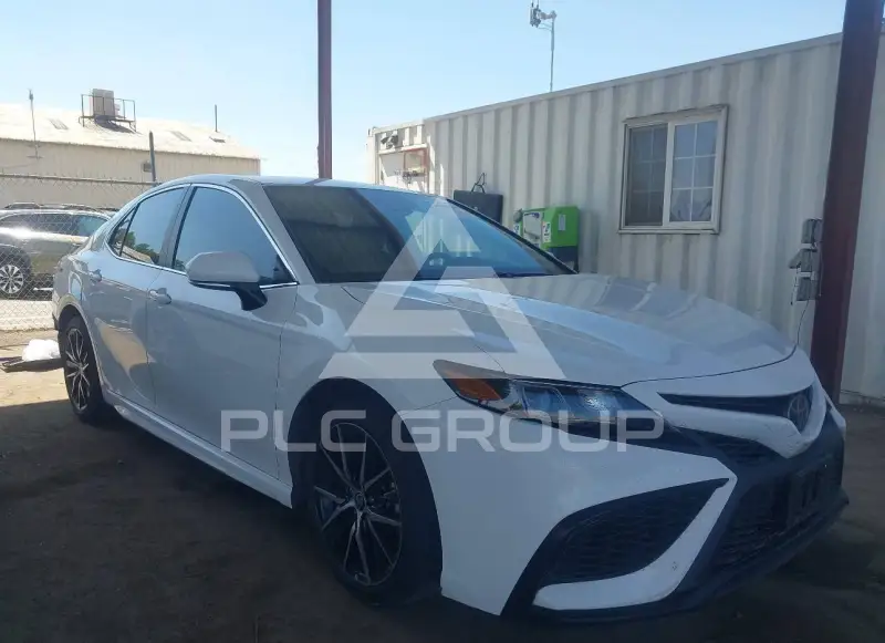 2022 Toyota CAMRY фото