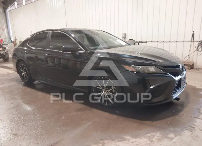 2022 Toyota CAMRY photo