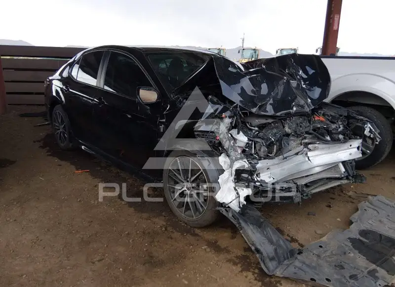 2022 Toyota CAMRY фото