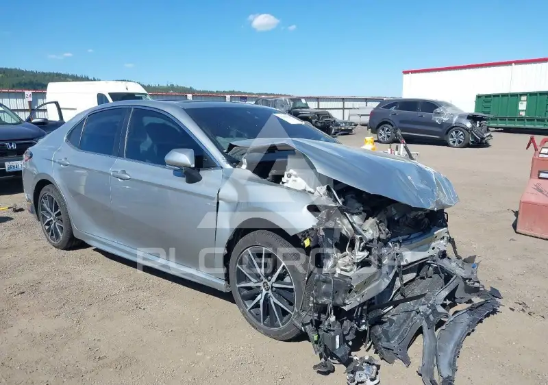 2022 Toyota CAMRY фото