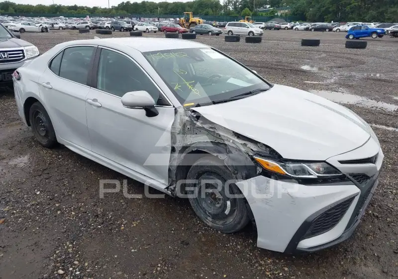 2022 Toyota CAMRY фото