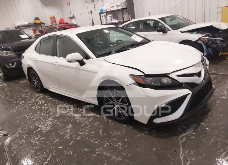 2022 Toyota CAMRY фото