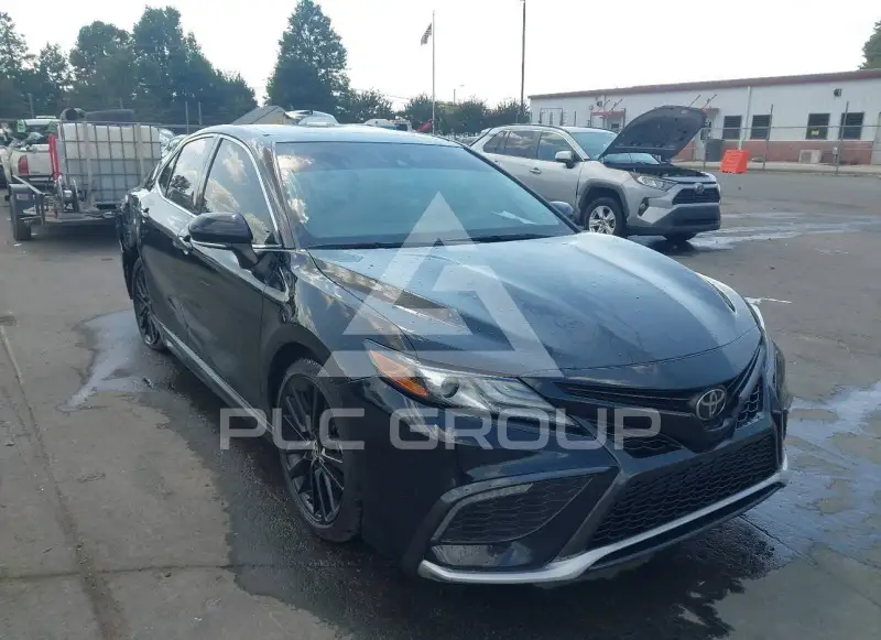 2022 Toyota CAMRY photo