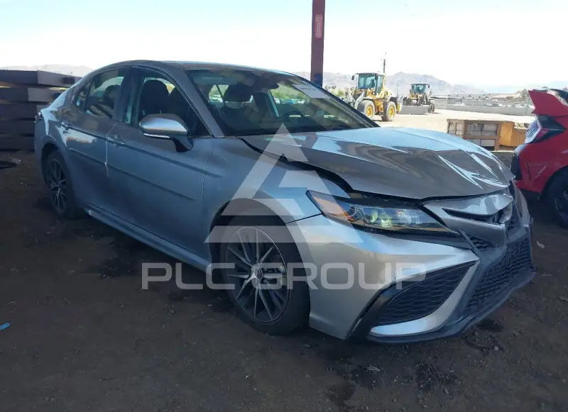 2022 Toyota CAMRY фото
