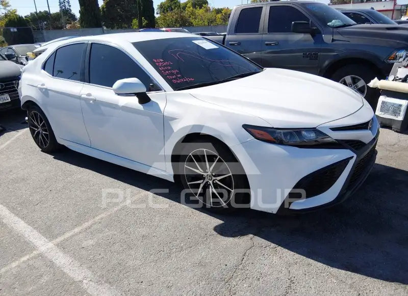 2022 Toyota CAMRY photo