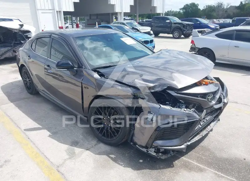 2022 Toyota CAMRY фото