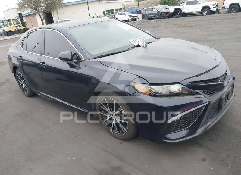 2022 Toyota CAMRY фото